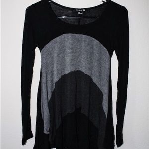 Long sleeved top
